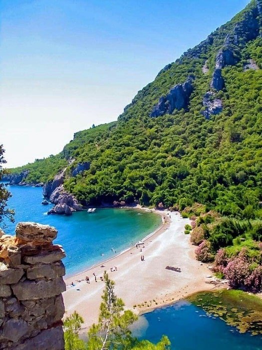 Морская прогулка на яхте Mega Star