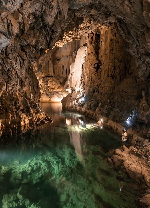 Экскурсия в пещеру Алтынбешик из Белека